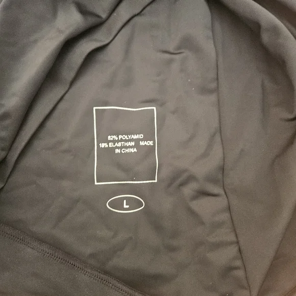 Cabrinha Rashguard top - Picture 5 of 5